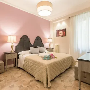 Altarocca Embassy Rom