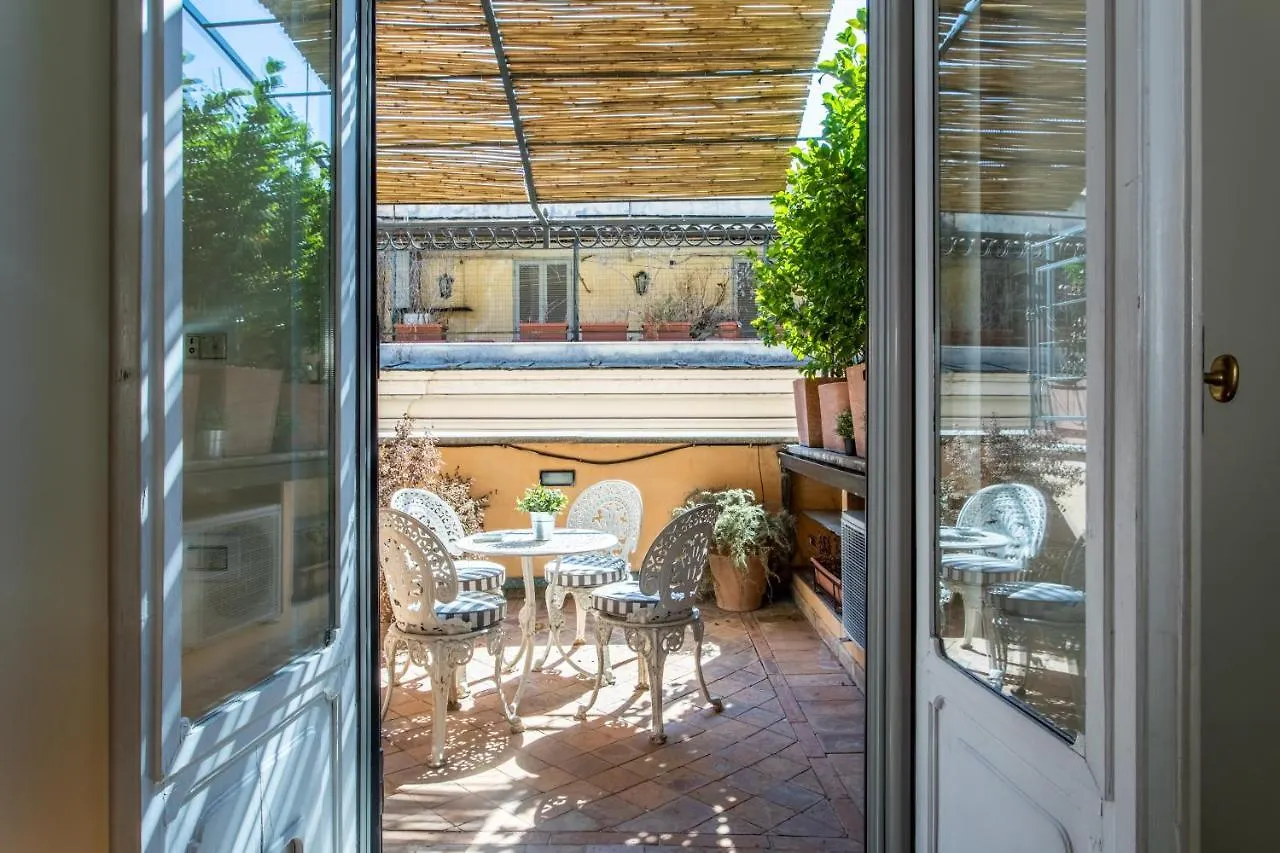 Frattina Apartments Rome Italy